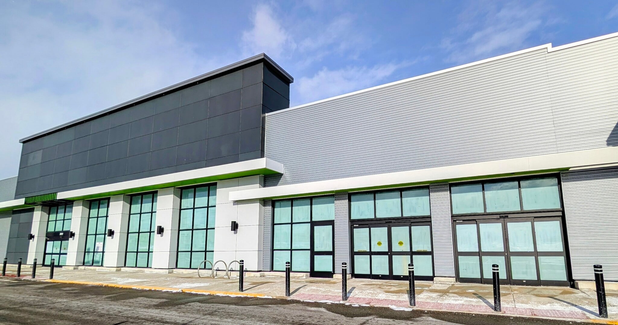 2651 S Rochester Rd, Rochester Hills, MI for lease Primary Photo- Image 1 of 40