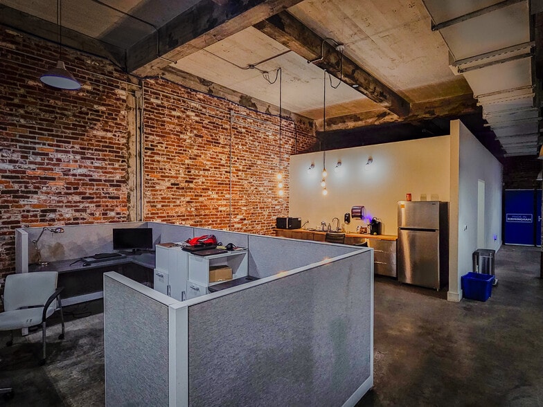807 5th Ave N, Birmingham, AL for lease - Building Photo - Image 2 of 4
