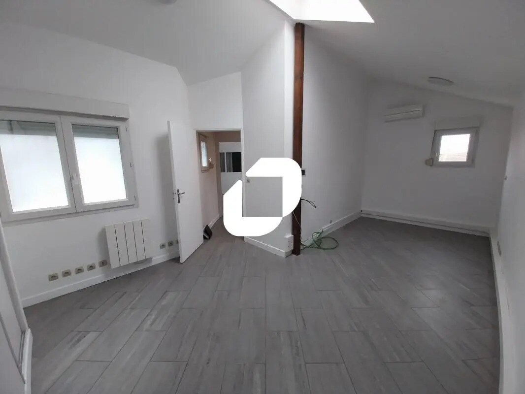 Bureau dans Bry-sur-Marne à louer Photo intérieure- Image 1 de 7