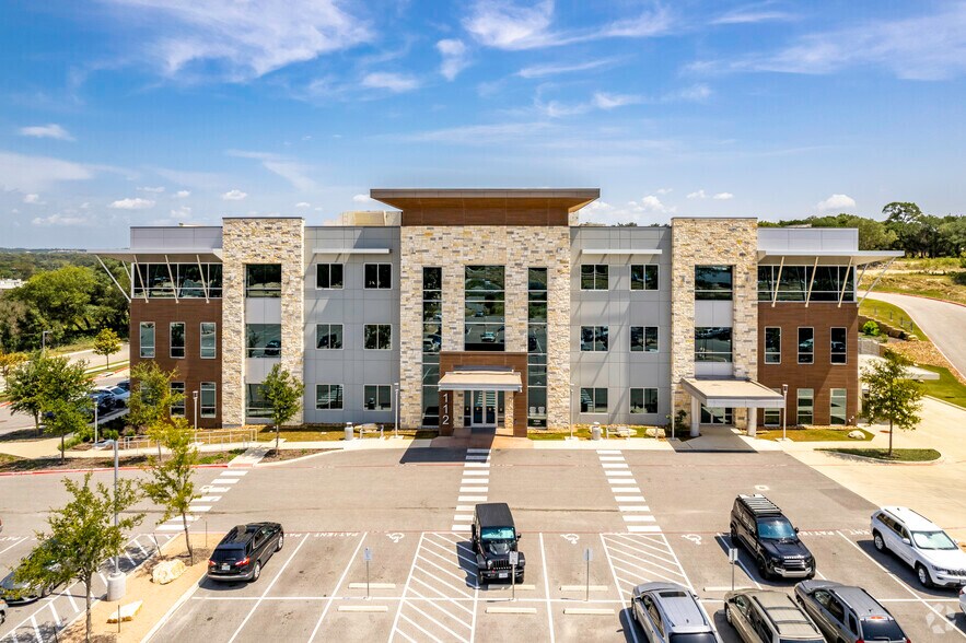 112 Herff Rd, Boerne, TX à louer - Photo du bâtiment - Image 3 de 4