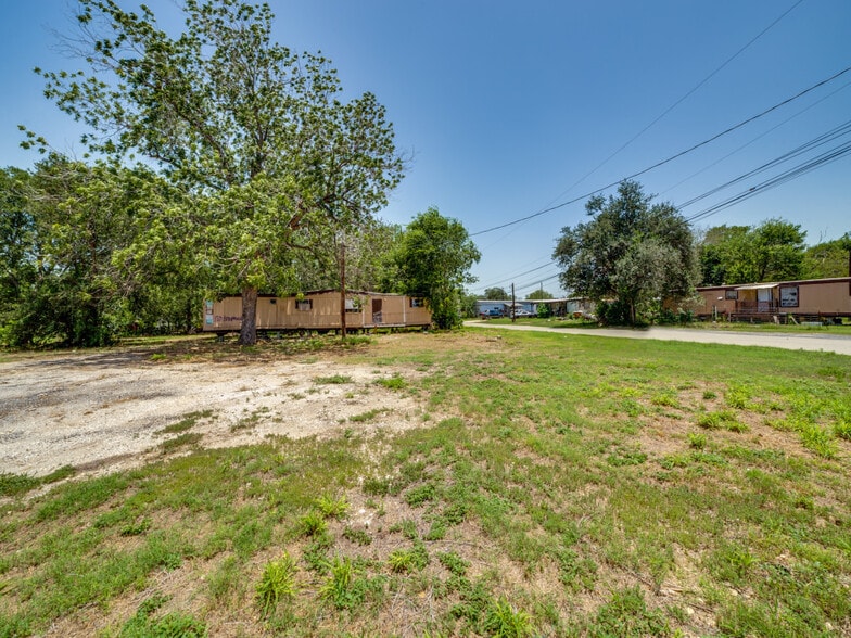 15270 FM 1937, San Antonio, TX à vendre - Photo du bâtiment - Image 3 de 23