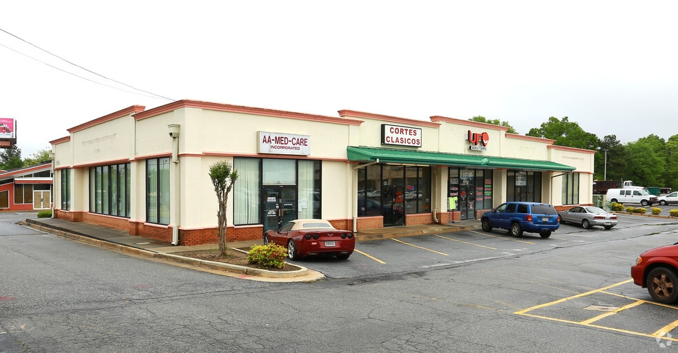 Seller Financing 10% Cap Atlanta portfolio of 3 properties for sale on LoopNet.ca - Primary Photo - Image 2 of 11