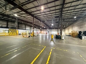 7801 Sears Blvd, Pensacola, FL for lease Interior Photo- Image 1 of 14