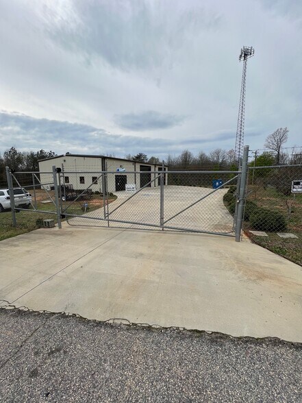 19 Crane Ave, Greenville, SC à vendre - Photo du bâtiment - Image 3 de 7