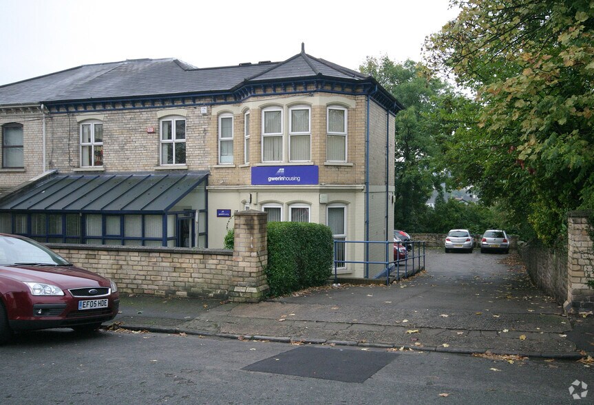 4 Gold Tops, Newport à louer - Photo principale - Image 1 de 1