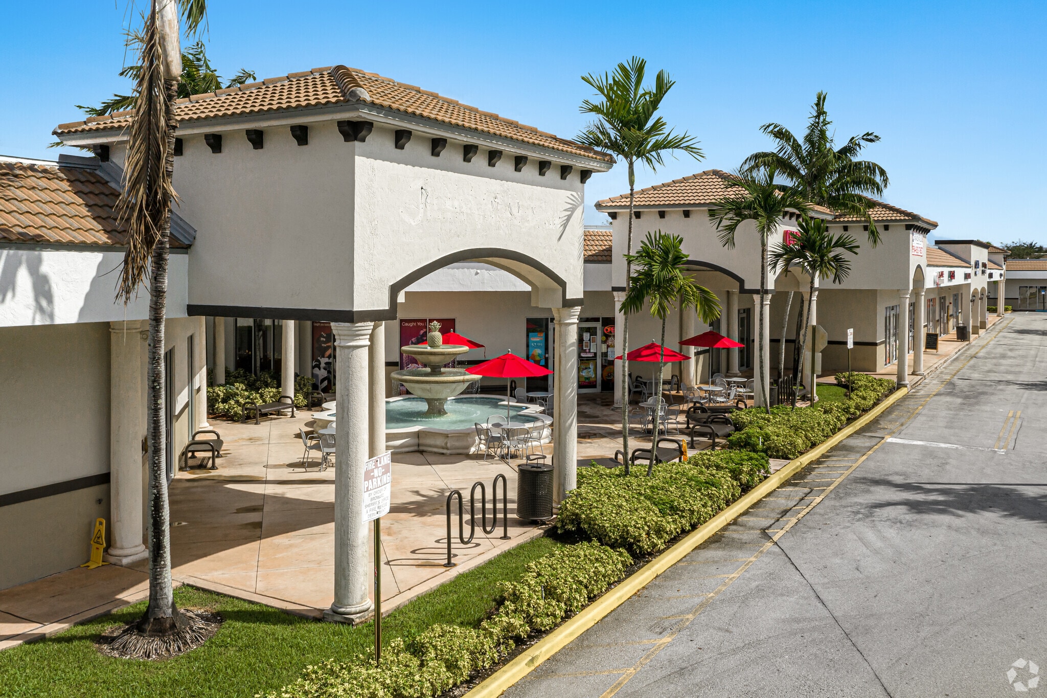 8637-8861 Stirling Rd, Cooper City, FL for lease Primary Photo- Image 1 of 8