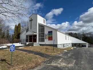 Plus de détails pour 235 Pride St, Westbrook, ME - Spécialité à vendre