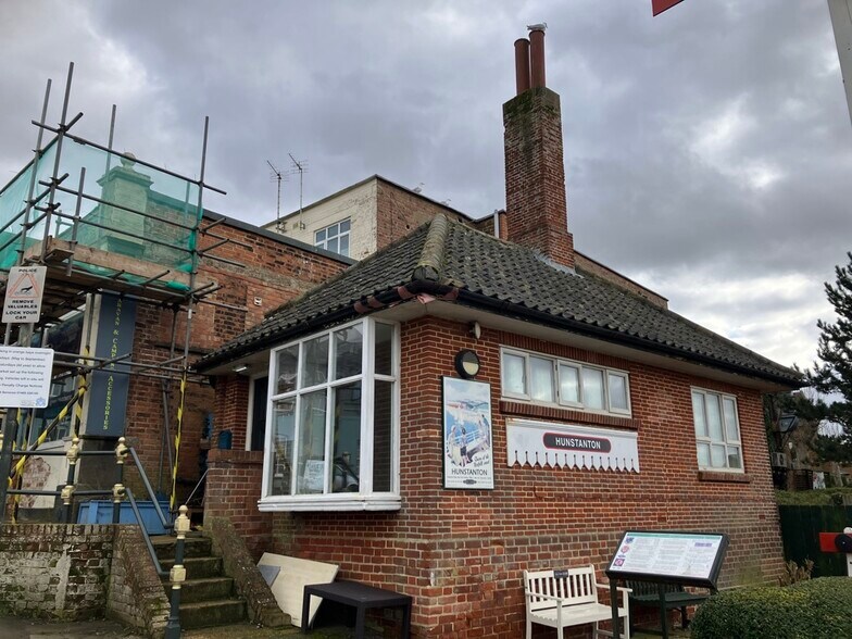 1-5 Le Strange Ter, Hunstanton à louer - Photo du bâtiment - Image 2 de 3