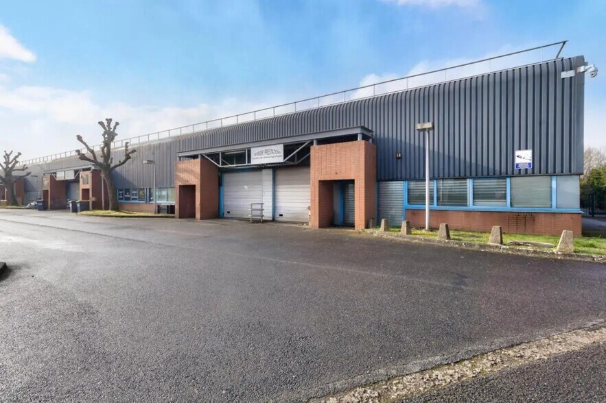 17/31 Avenue Georges Clémenceau, Villepinte à louer - Photo du bâtiment - Image 3 de 8