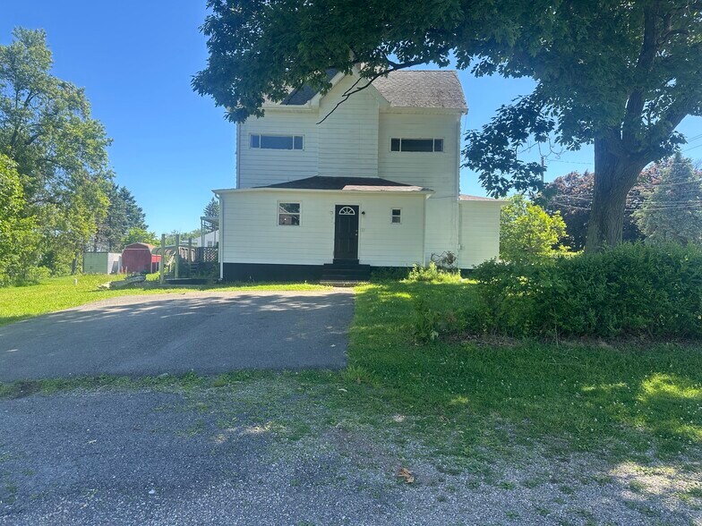 8180 Steubenville Pike, Mc Donald, PA à vendre - Photo du bâtiment - Image 1 de 14