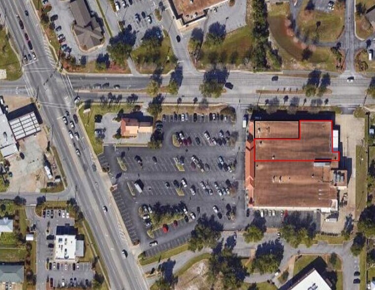 2533 Thomas Dr, Panama City, FL à louer - Photo du bâtiment - Image 2 de 2