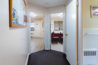 8314 4th Ave, Brooklyn, NY à louer Photo intérieure- Image 1 de 5