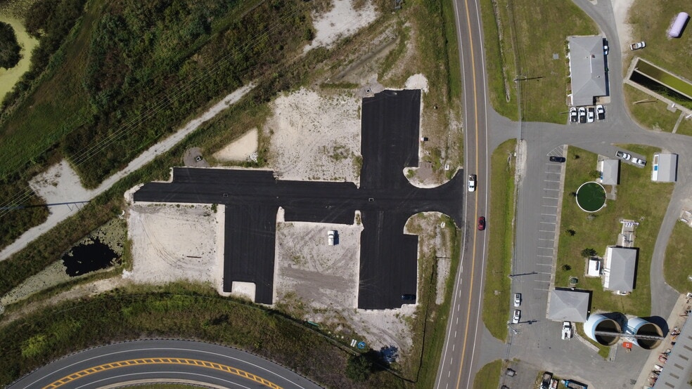 1300 Recker Hwy, Auburndale, FL à louer - Photo du bâtiment - Image 2 de 6
