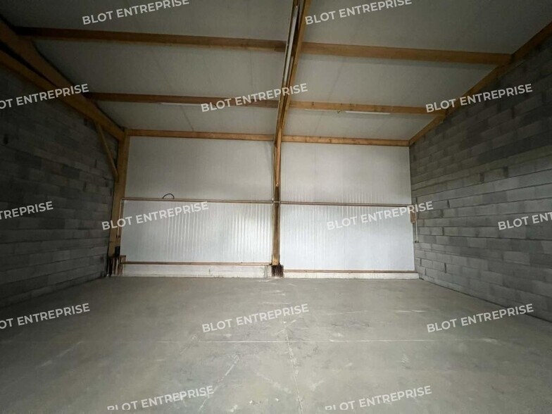 Industrial in Saint-Gilles for lease - Interior Photo - Image 2 of 3