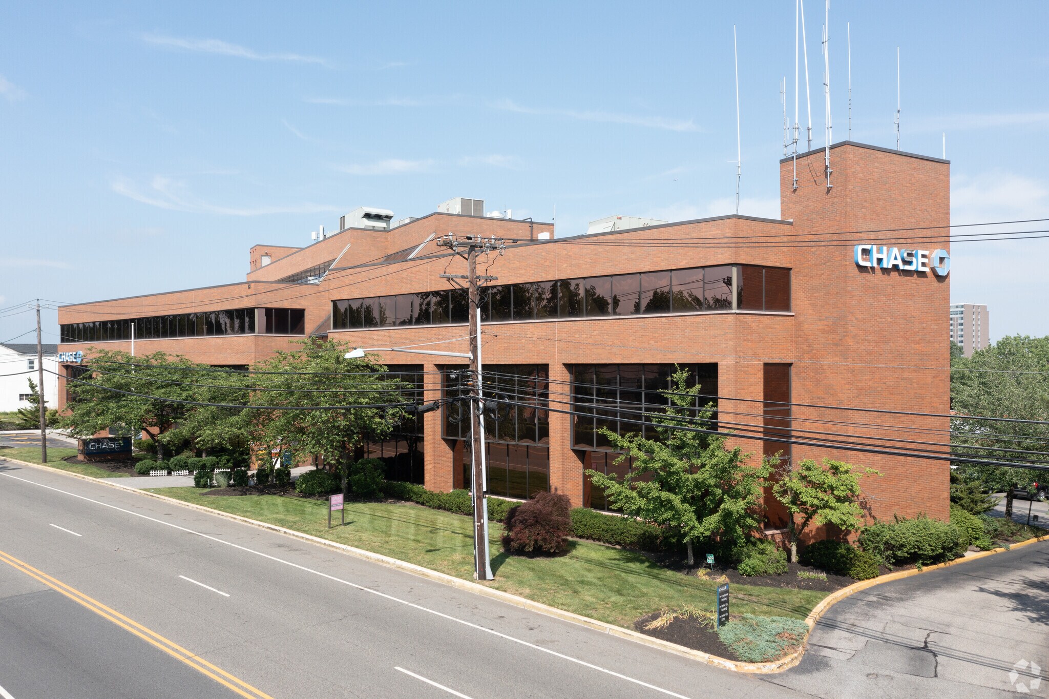 460 bergen Blvd, Palisades Park, NJ for lease Building Photo- Image 1 of 10