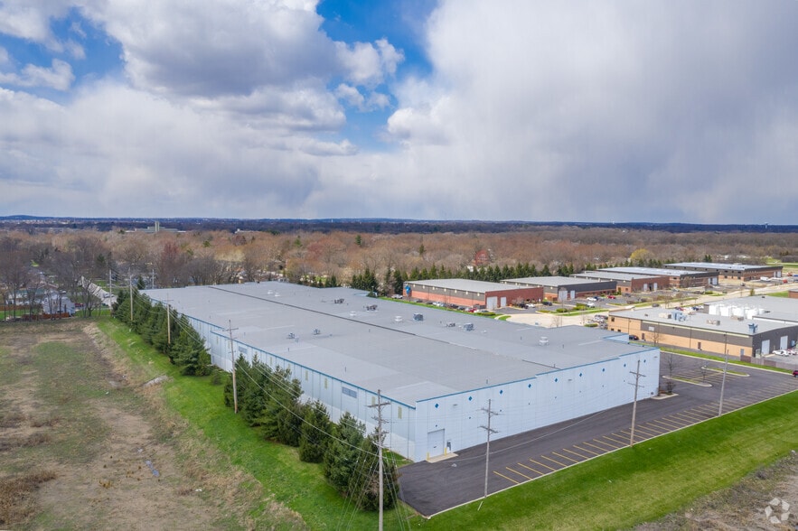 1198-1206 Nagel Blvd, Batavia, IL for lease - Aerial - Image 3 of 4