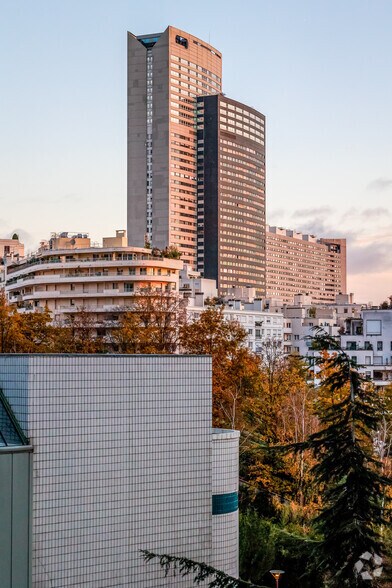 20 Ter Rue De Bezons, Courbevoie à vendre - Photo du bâtiment - Image 2 de 6