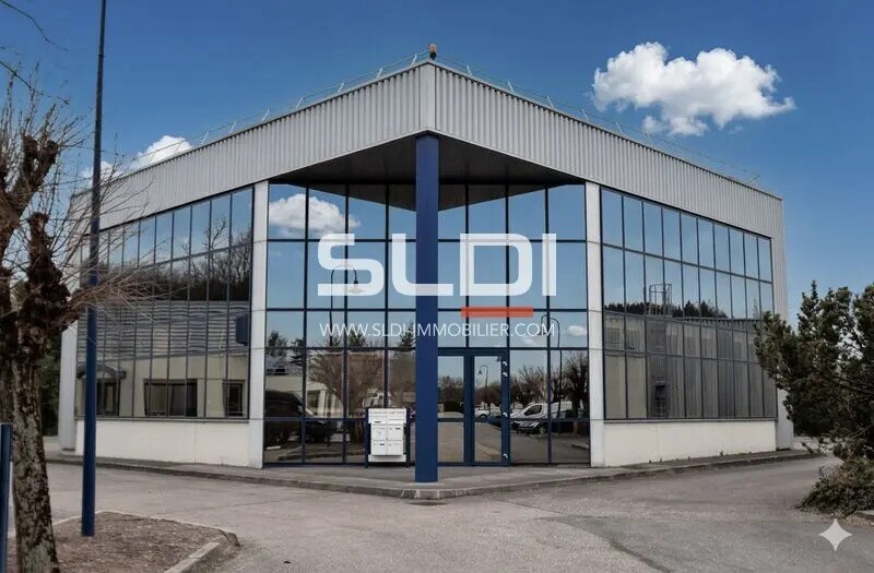 Office in Saint-Genis-Laval for lease Building Photo- Image 1 of 5