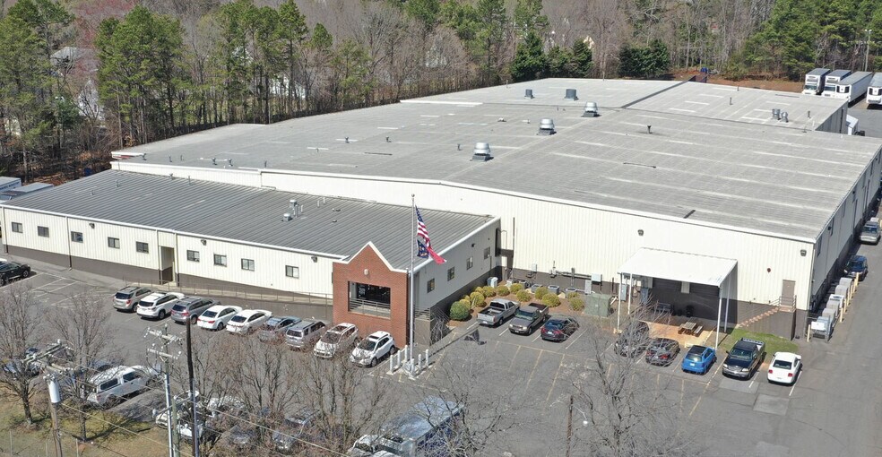 3655 Reed St, Winston-Salem, NC à vendre - Photo du bâtiment - Image 1 de 13