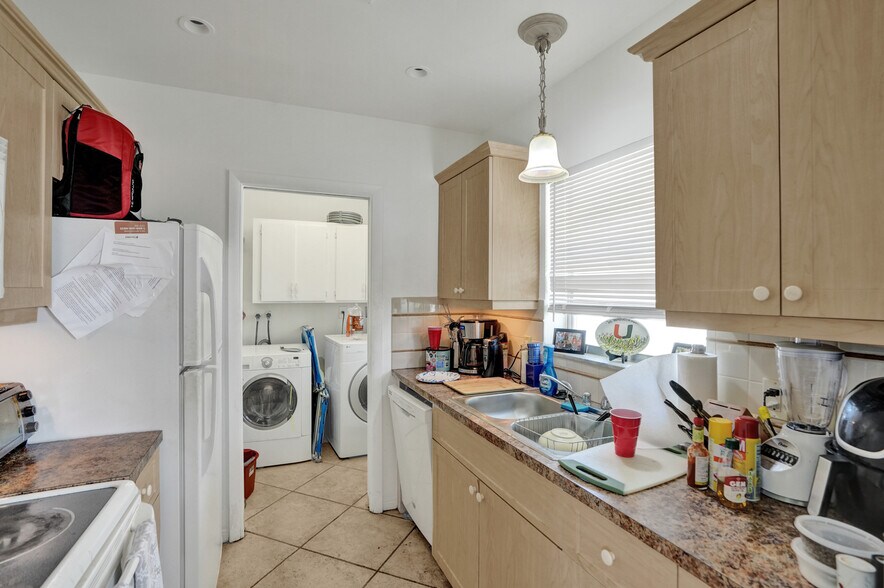 5706-5708 Lincoln St, Hollywood, FL à vendre - Photo du bâtiment - Image 3 de 32