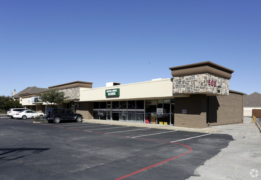 508 W Lookout Dr, Richardson, TX for lease - Primary Photo - Image 1 of 9