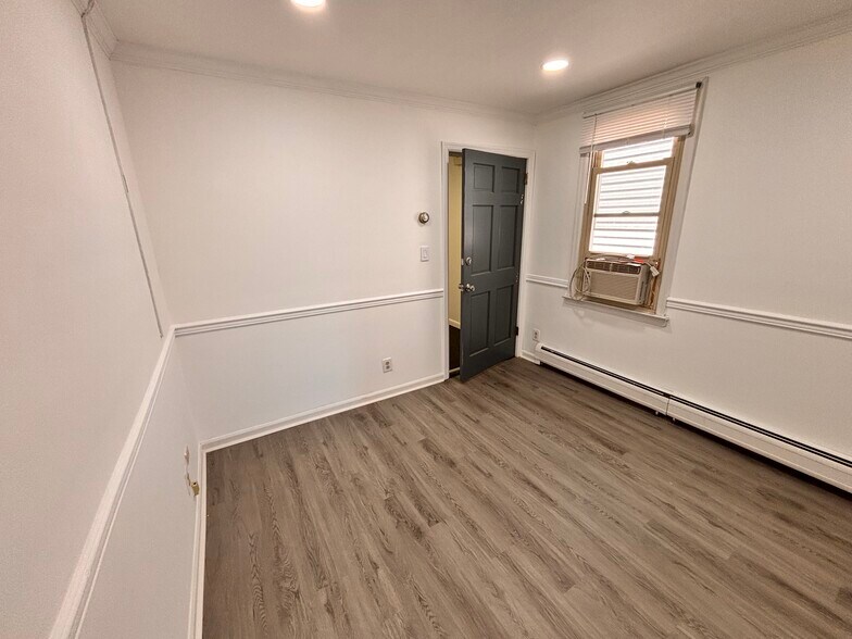 742 Bergen Blvd, Ridgefield, NJ à louer - Photo du bâtiment - Image 2 de 28