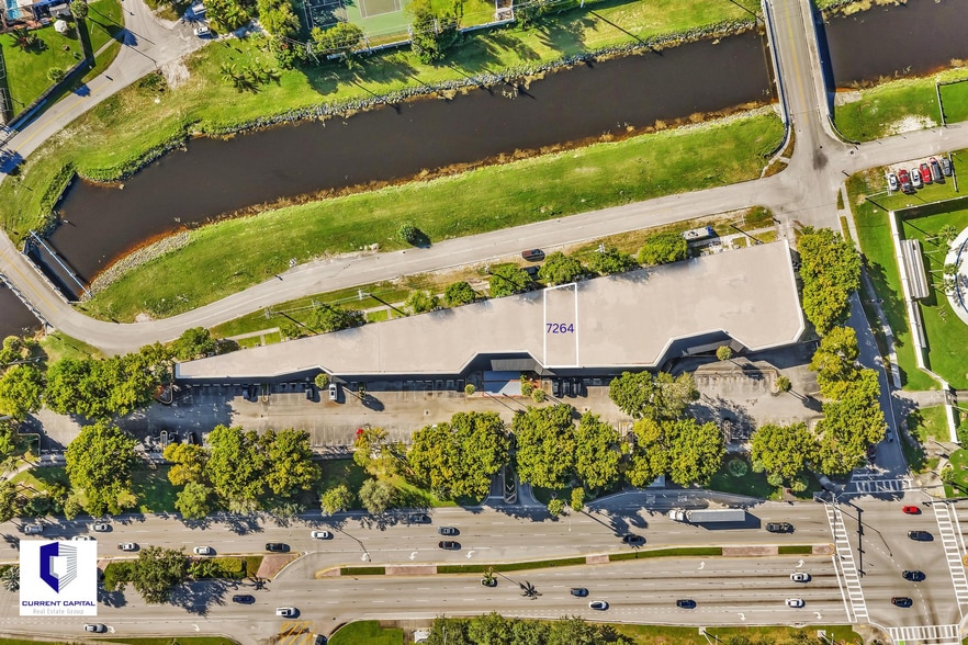 7204-7292 W Oakland Park Blvd, Lauderhill, FL for lease - Building Photo - Image 3 of 10