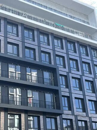 More details for 7 Rue Stephenson, Montigny-le-Bretonneux - Office for Sale