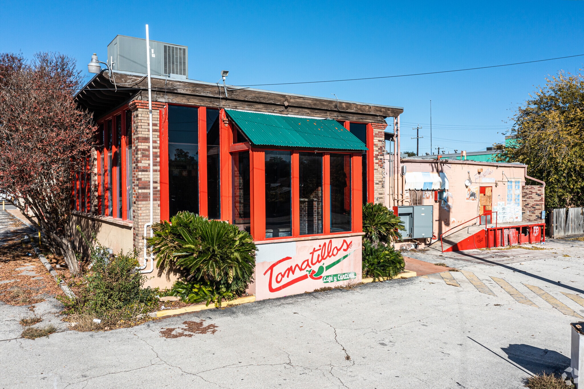 3210 Broadway St, San Antonio, TX for lease Primary Photo- Image 1 of 6