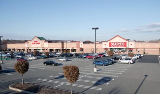 Plus de détails pour 102-160 Kingsland Rd, Clifton, NJ - Commerce de détail à louer