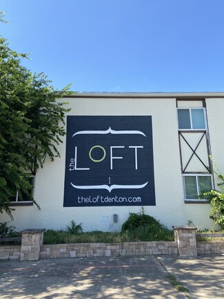 Plus de détails pour 2504 Louise St, Denton, TX - Multi-résidentiel à vendre