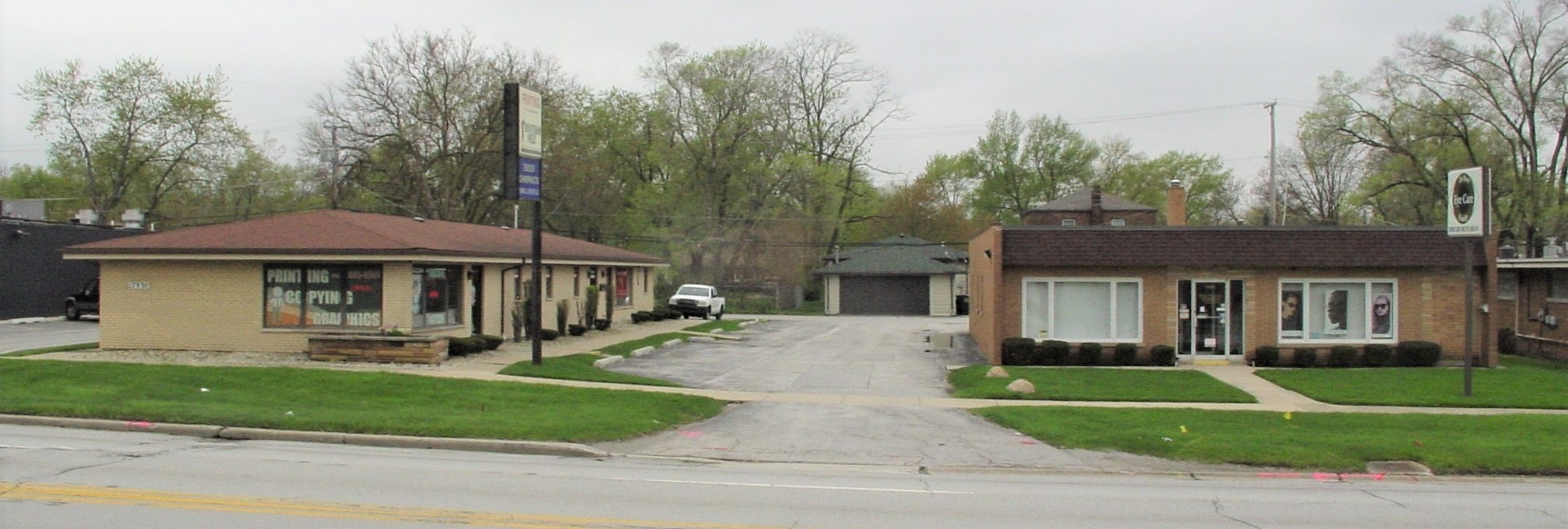 17926 Torrence Ave, Lansing, IL for lease Primary Photo- Image 1 of 11