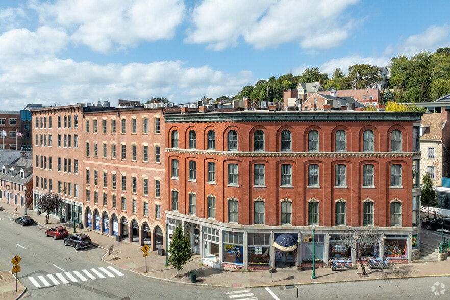 85 Main St, Norwich, CT for lease - Building Photo - Image 2 of 8