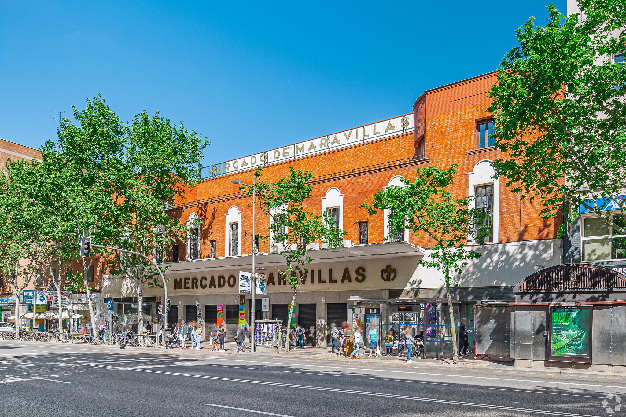 Calle de Bravo Murillo, 122, Madrid, Madrid à louer Photo du bâtiment- Image 1 de 3