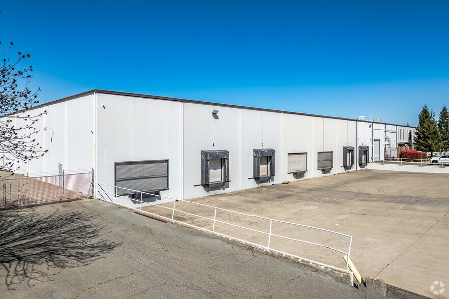 700 Santa Anita Dr, Woodland, CA for lease - Building Photo - Image 3 of 24