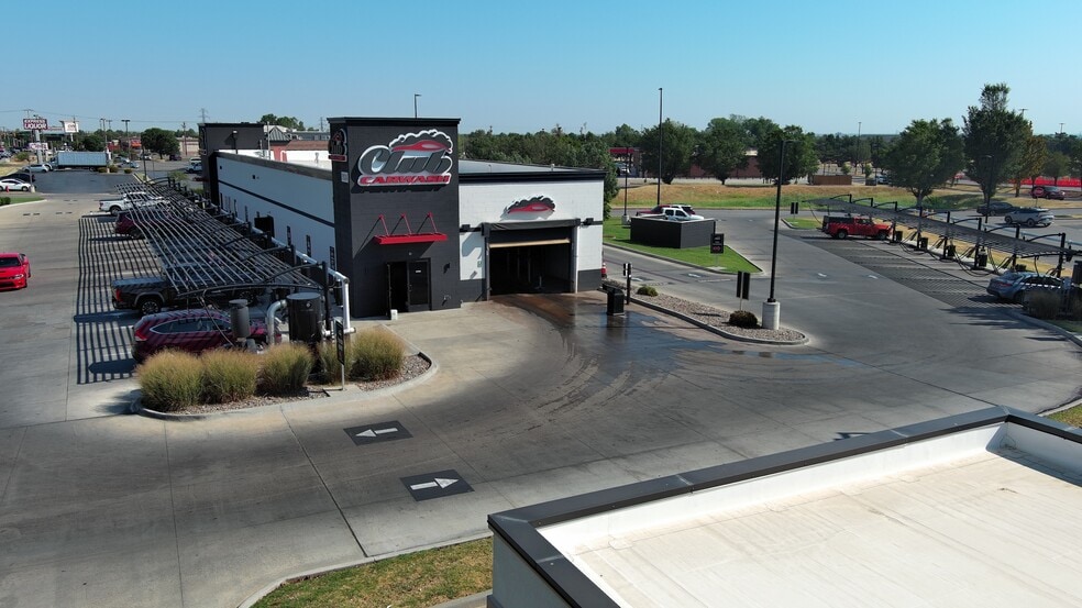 9124 N Council Rd, Oklahoma City, OK for sale - Building Photo - Image 1 of 3