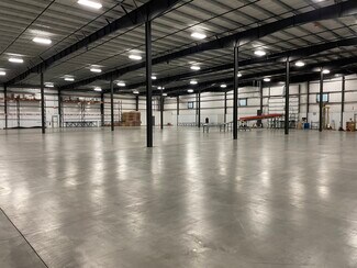 Plus de détails pour 223 1st Ave SE, Clara City, MN - Industriel à louer