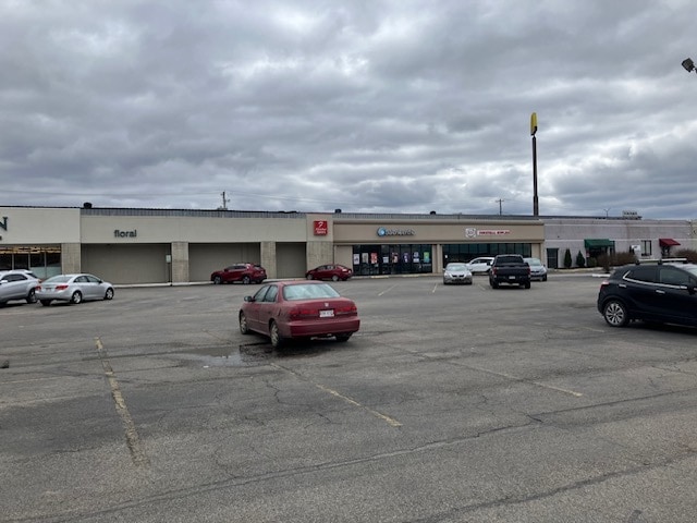 1-9 Fletcher Sq, Dunbar, WV for lease - Building Photo - Image 3 of 15