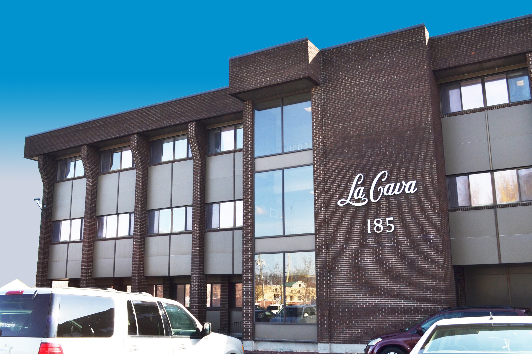 185 Silas Deane Hwy, Wethersfield, CT à louer Photo du bâtiment- Image 1 de 2