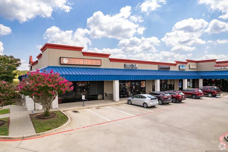 100 Country Club Rd, Argyle, TX à louer - Photo du bâtiment - Image 2 de 2