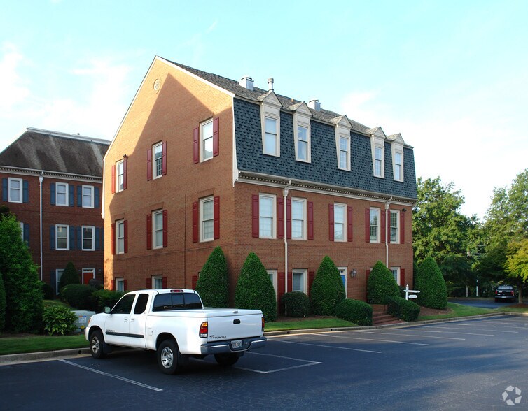 7000 Peachtree Dunwoody Rd NE, Atlanta, GA à louer - Photo du bâtiment - Image 3 de 15