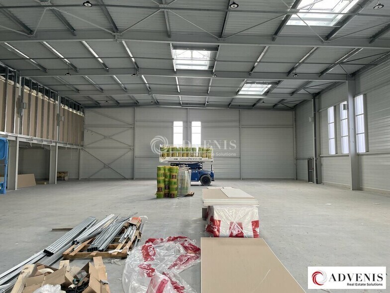 Flex in Blanquefort for sale - Building Photo - Image 3 of 8