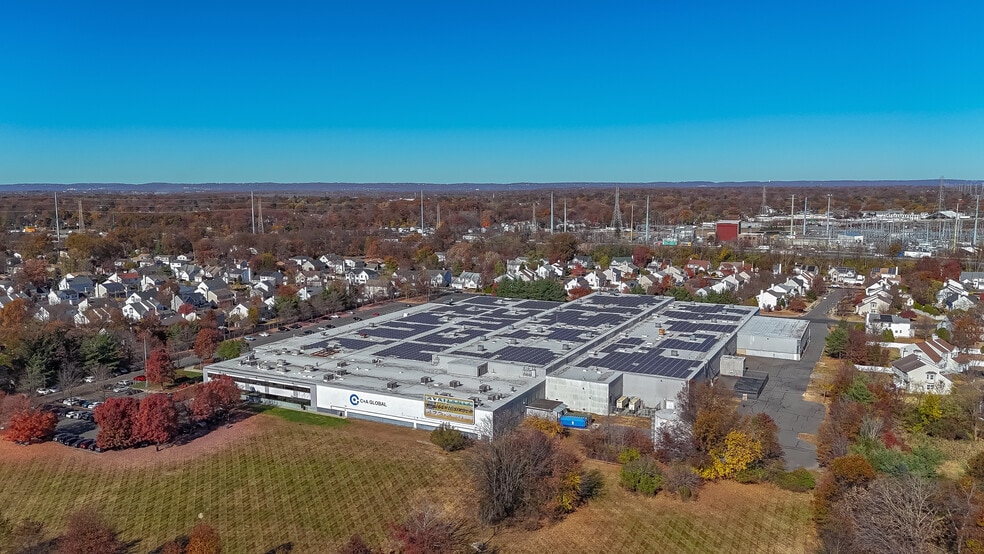 114 Tived Ln E, Edison, NJ for lease - Building Photo - Image 3 of 13