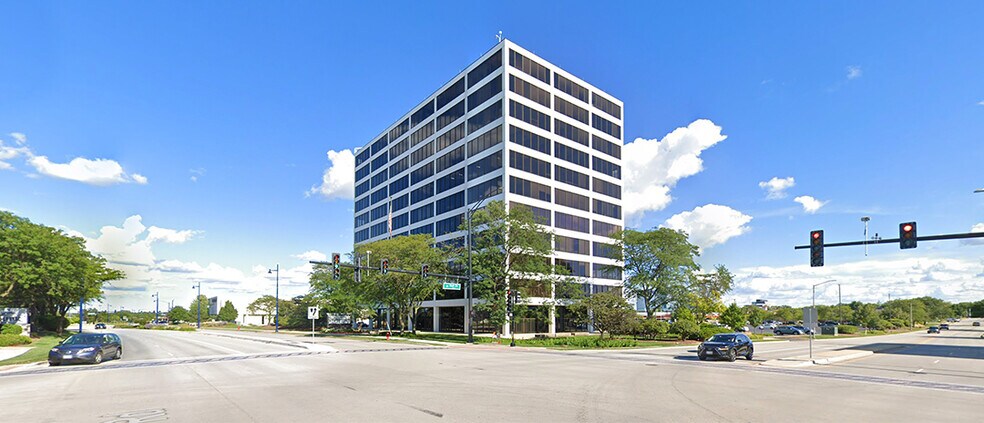 1701 E Woodfield Rd, Schaumburg, IL à louer - Photo du bâtiment - Image 3 de 11