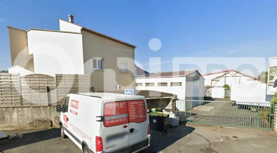 Flex in Saint-Michel-sur-Orge for sale - Building Photo - Image 2 of 10