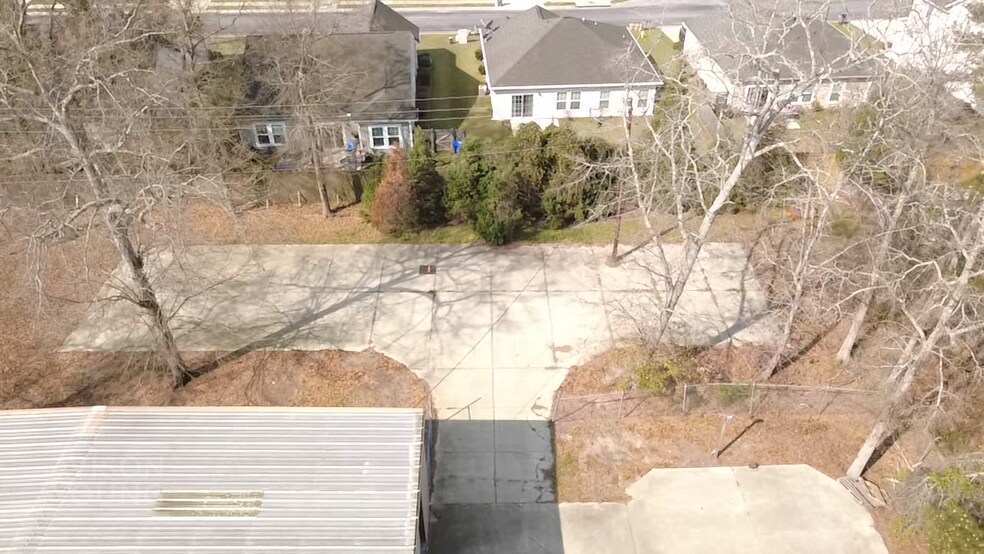 9559 Hamburg Rd, Ladson, SC à louer - Photo du bâtiment - Image 3 de 17