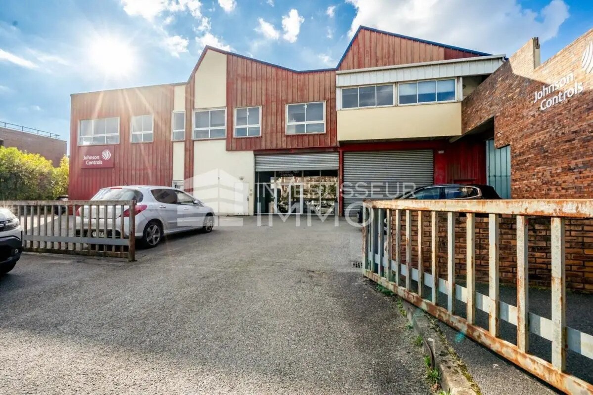 Flex dans Noisiel à louer Photo du bâtiment- Image 1 de 5