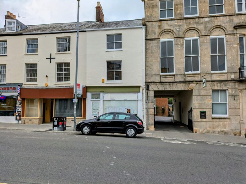 25 Fore St, Chard for sale - Building Photo - Image 1 of 11