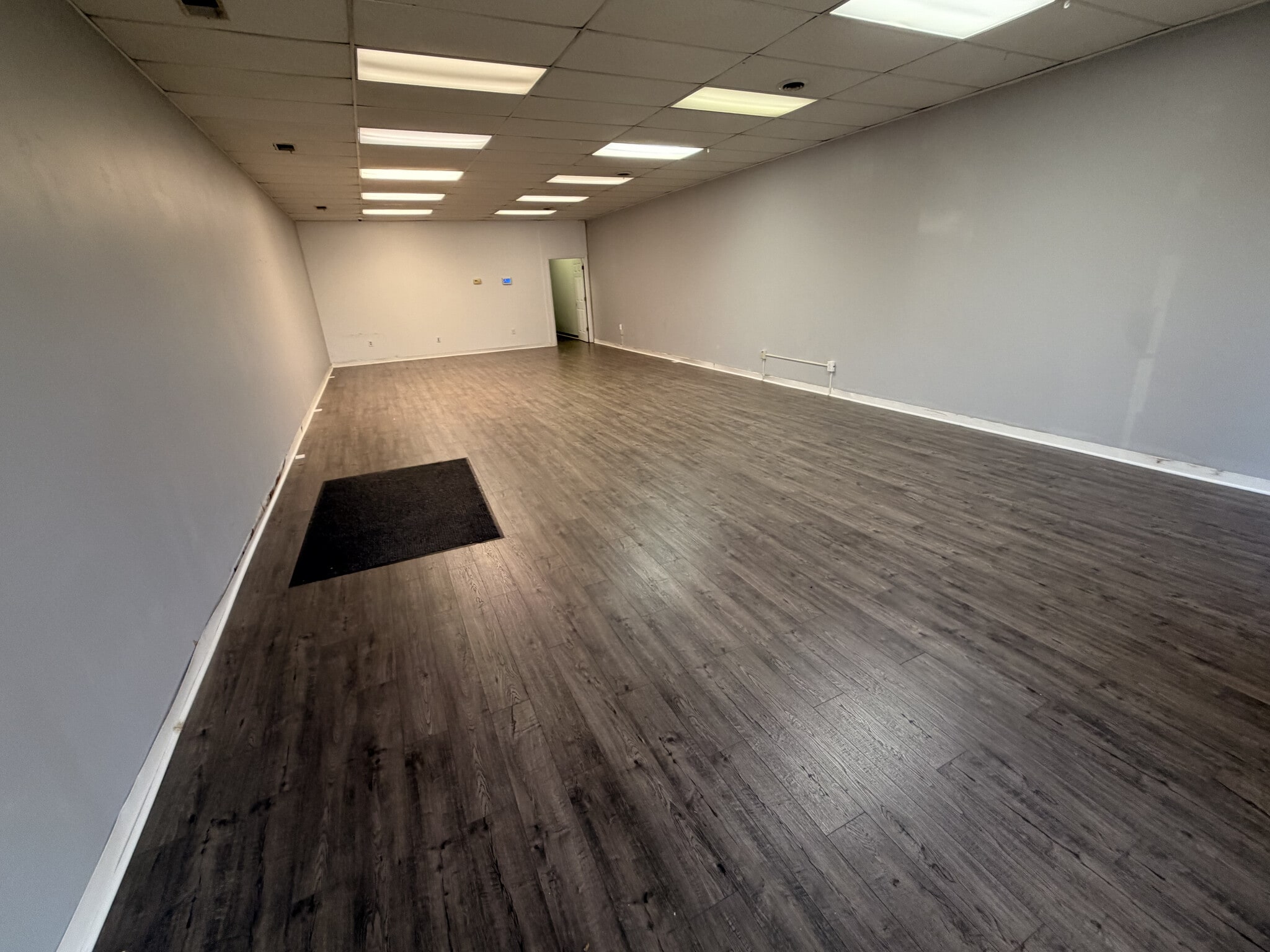 6932 Calhoun Memorial Hwy, Easley, SC for lease Interior Photo- Image 1 of 6