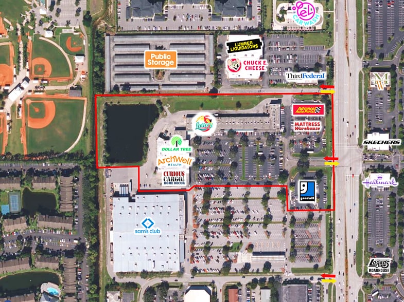 Page Plaza-Multi Tenant Retail Center portfolio of 3 properties for sale on LoopNet.ca - Aerial - Image 3 of 7
